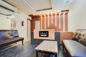 Collection O West Vinod Nagar Metro Station Formerly Royal Inn - Image 3