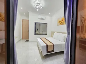 Lucky hotel - Image 3