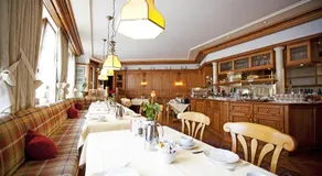 Hotel Hirsch - Image 2