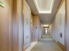 Vienna Sleep Tight  International Hotel Shenzhen New Airport - Image 4