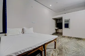 SPOT ON Ayush palace - Image 4
