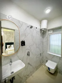 The Orion Premium Suites - Image 3
