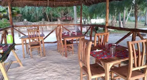 Lazy Beach House - Image 3