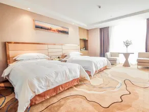 Vienna International Hotel Huhan Jiedaokou - Image 5