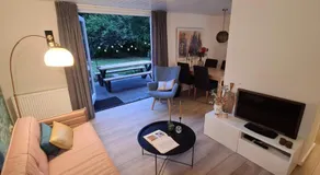 Bij Ons Naast - Image 2