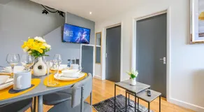 -RA83- For your relaxed,Cosy stay,Free Parking - Image 3