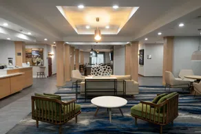 Fairfield Inn & Suites Denton - Image 2