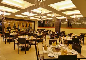 Hotel Pine Spring Pahalgam - Image 2