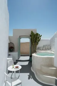 Valsamo Suites - Image 2