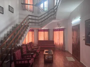 Home Away Roam Stay - Image 2