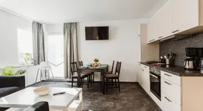 REBENTISCH - Hotel FERIENWOHNUNGEN Restaurant - Image 4