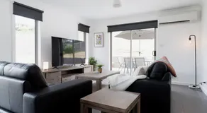The Cosy Spot - with Parking - Image 2