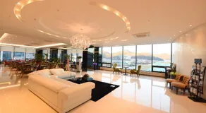 Geoje Artnouveau Suite Hotel - Image 2