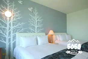 85 Eagle Hotel - Image 2