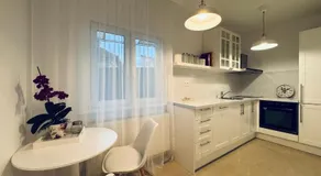 Serafina central Apartment - Image 4