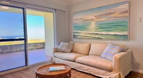 Cottesloe Beachfront Ocean View Apartment - Image 2
