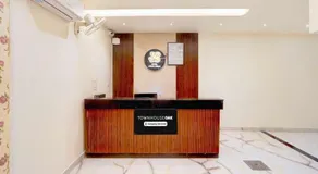 Townhouse Oak Alwar Nehru Garden - Image 2