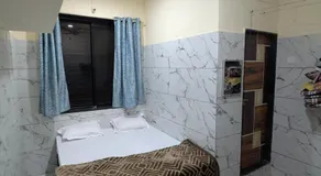 Hotel Tirth Purohit Park - Image 3
