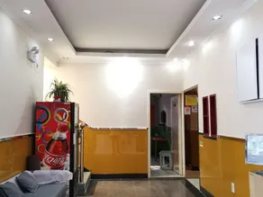 Gulou Holiday Inn - Image 5