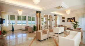 Hotel Montecarlo 3 Stelle Superior - Image 5