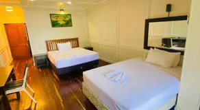 Southern Cross Hotel - Image 4