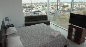 Quo Habitación en Lujoso Departamento a 1 minuto del Aeropuerto - Image 2