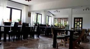 Pensiunea din Livada - Image 3