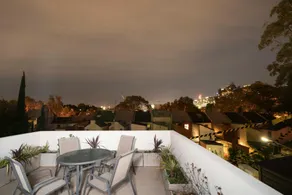 Luxury Villa Darlington - Vine - Image 4
