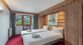 Chalet de Suzanne Meribel centre à 6min des pistes - Image 2