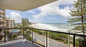 Unit 8 Phoenix Apartments Coolum Beach - Image 3