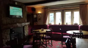 The Rose and Crown - Image 5