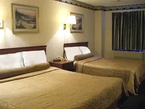 Red Carpet Inn Williamstown - Image 2