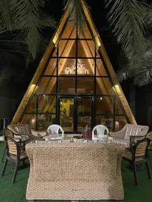 Country cottage resort and swimming pool - Image 3