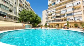 VER5 - Terraza con vistas al mar, Wifi, Smart TV, Piscina, Playa, Centro - Image 2