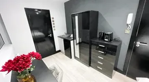 Private Family and Business Rooms Harrow Fast WiFi - Image 3
