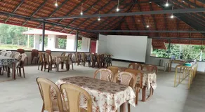 Safari Inn - Image 4