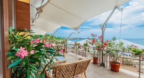 Mirage Hotel - Image 4