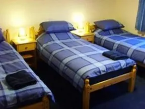 Thorne Central Guest House - Image 5