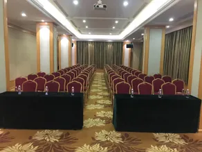 Vienna Hotel Guangdong Shaoguan Renhua Danxiashan County Center - Image 2