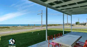 Cool Beach “Shack'' + Spectacular Views + Netflix - Image 4
