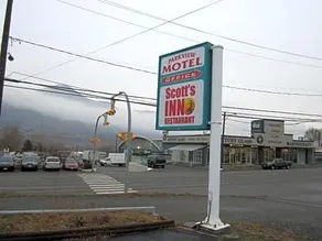 Parkview Motel - Image 4