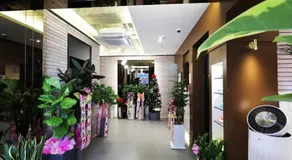 Hotel In Modern - Image 3