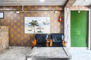 Hotel O Champasari Siliguri Formerly Four Fox Suits - Image 3