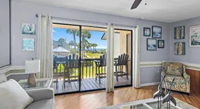Blue Surf Beach Getaway - Image 2