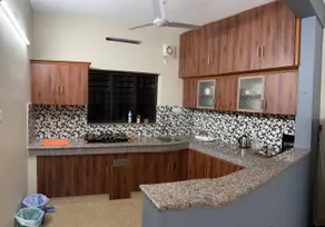 Crown imperial apartments - Image 4