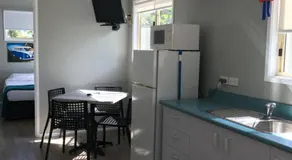 Kingfisher Caravan Park - Image 5