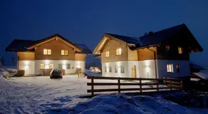 Ski in/Ski out Chalets Tauernlodge by Schladming-Appartements - Image 4