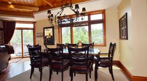 Blue Mountain-Luxurious BlueSki George Chalet, Hot Tub, Pool, Gas Fireplace - Image 2
