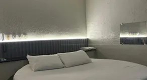 Ellus Motel - Image 2