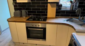 One Bedroom Apartment in Walsall Sleeps 4 FREE WIFI By Villazu - Image 4